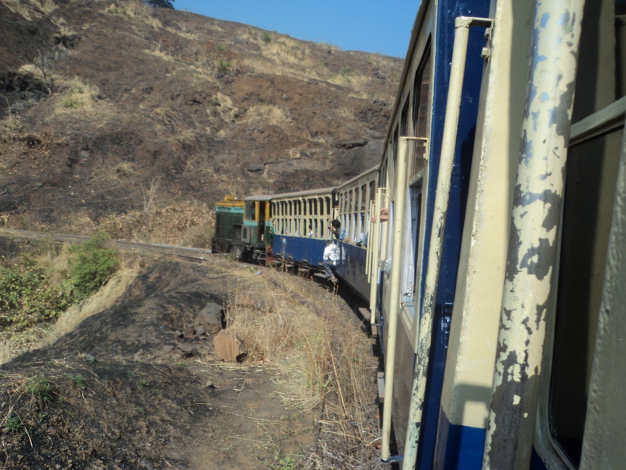 train mini train hill station free photo