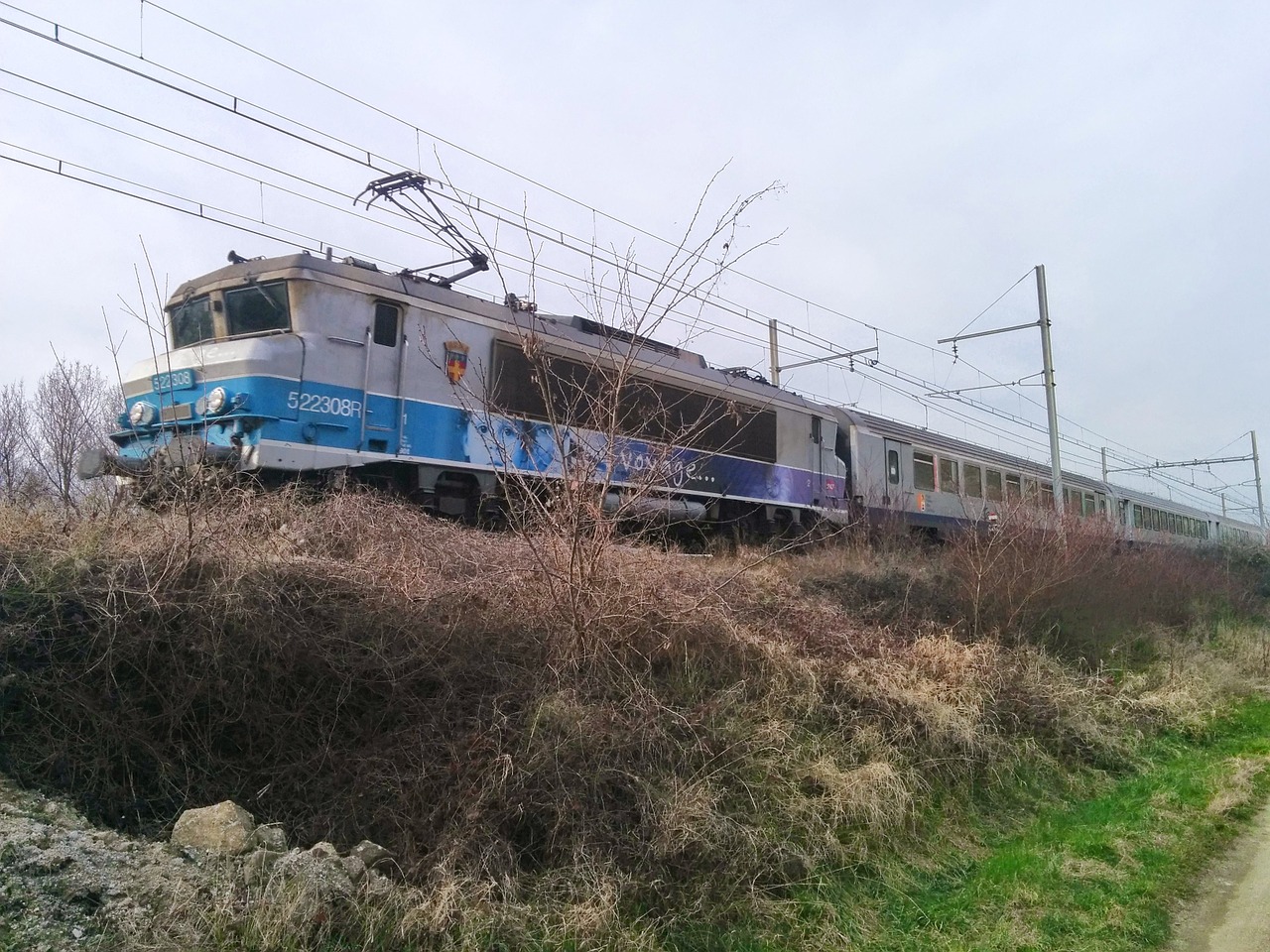 train track locomotive free photo