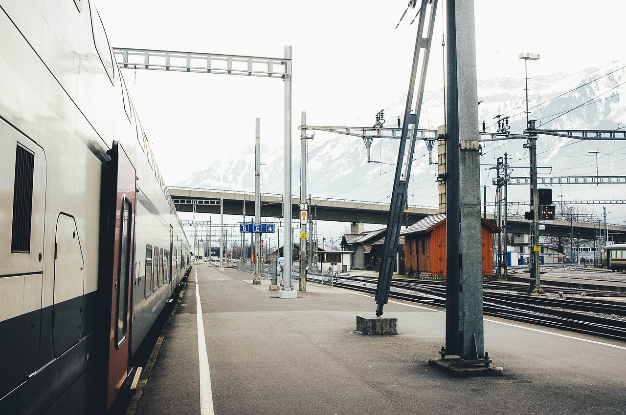 train station industrial free photo