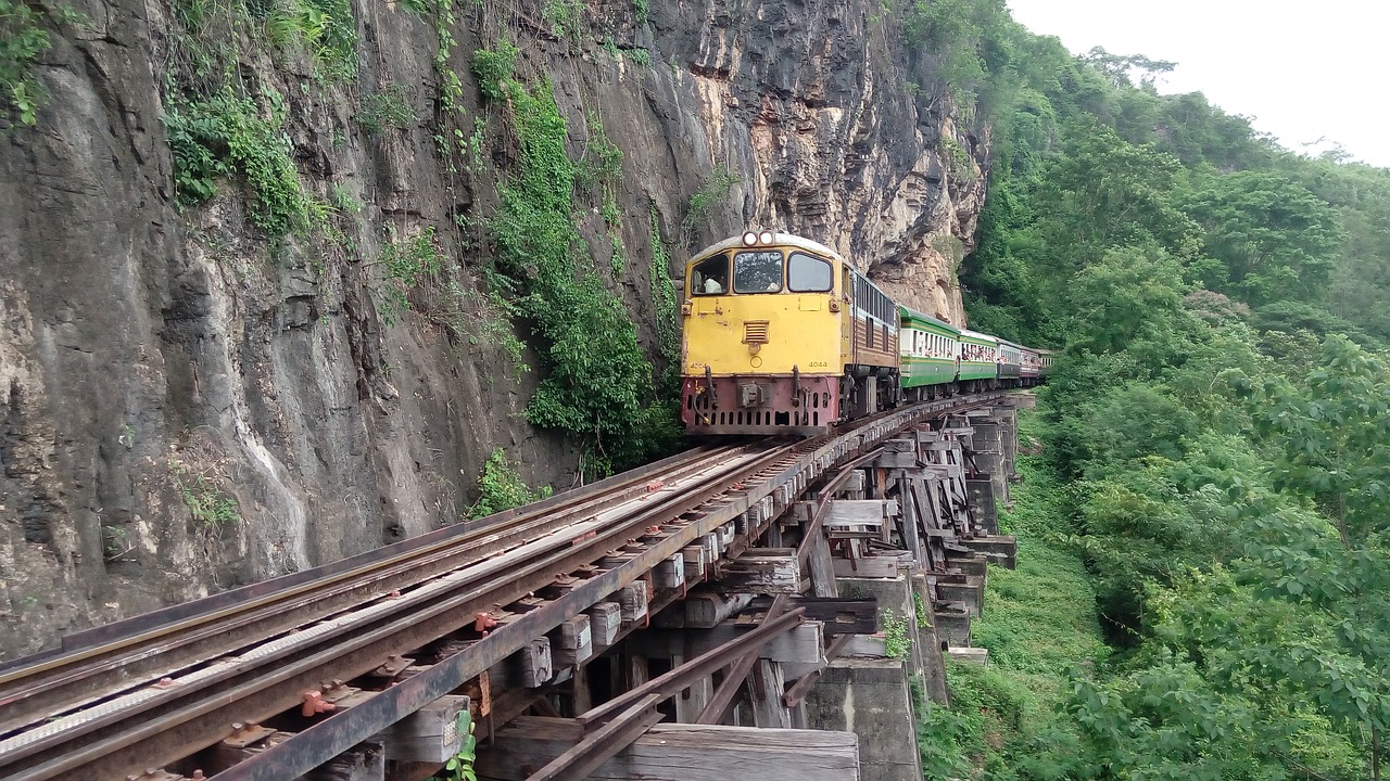 train thailand kanchanaburi free photo