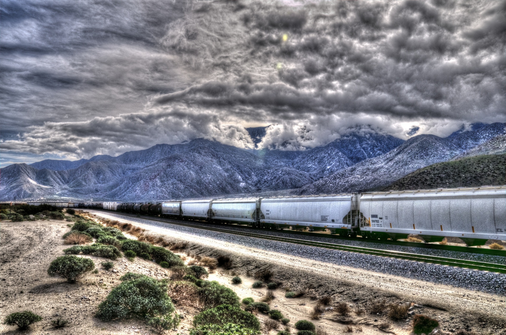 desert train trains free photo