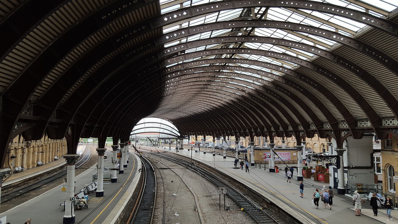 train station  york  station free photo