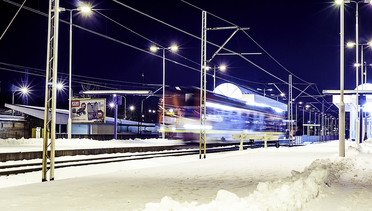 train station train motion free photo