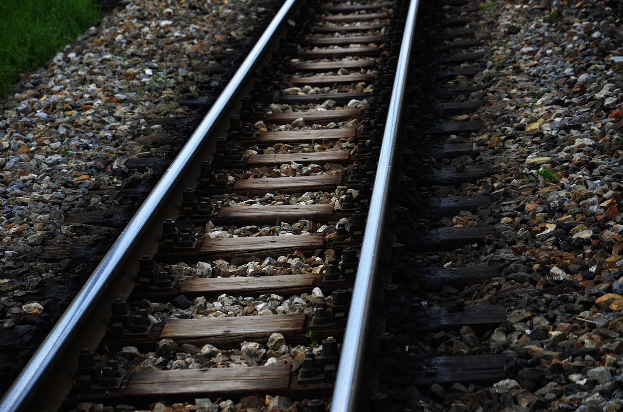 train tracks seemed stones free photo