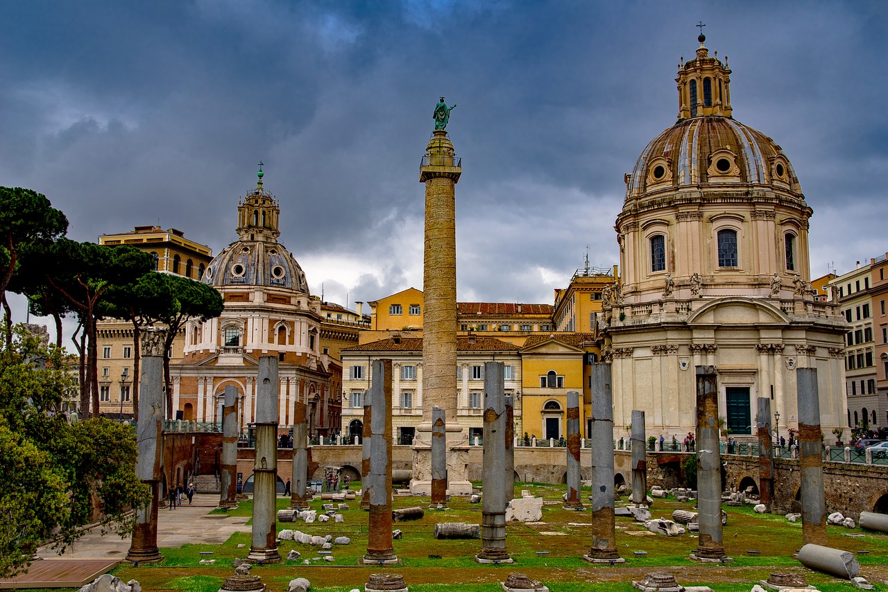 trajan  column  dome free photo