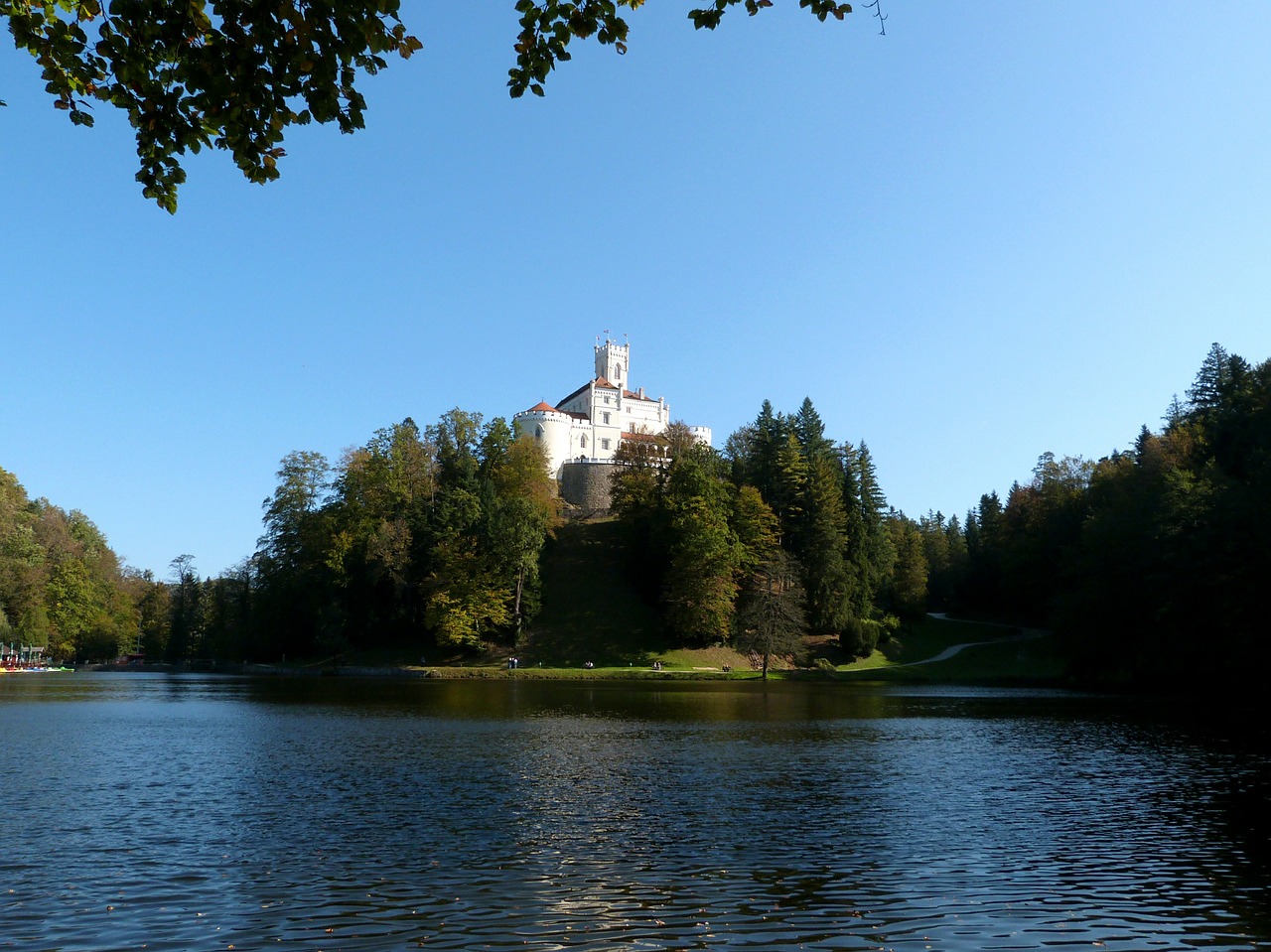 trakoscan medieval castle free photo