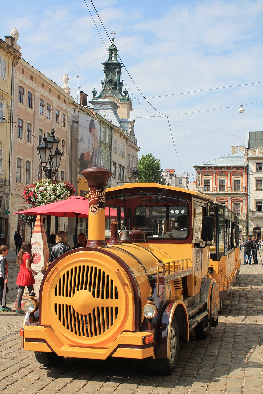 tram  excursion  ukraine free photo