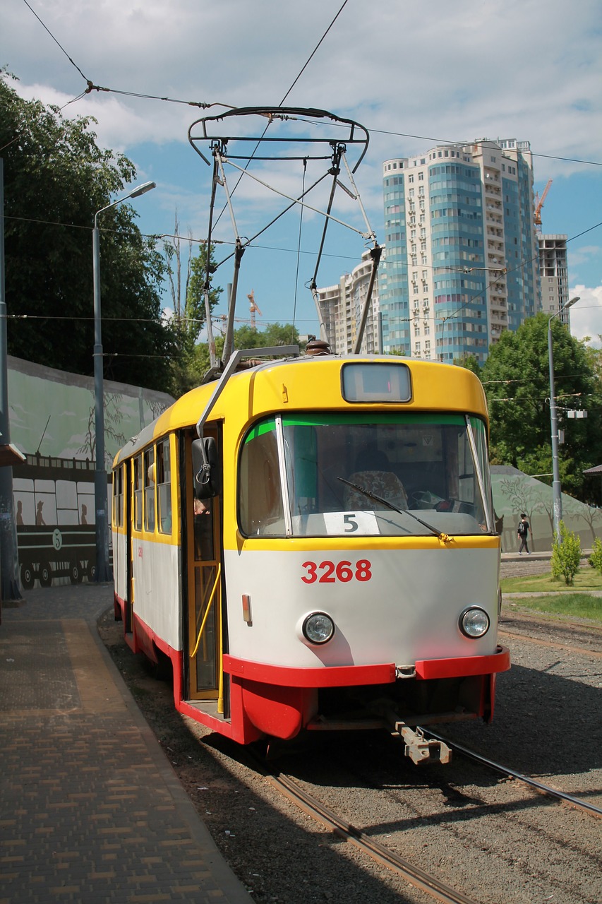 tram  vehicle  ukraine free photo