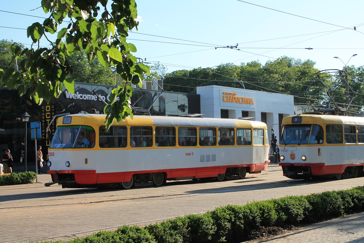 tram  trams  ukraine free photo