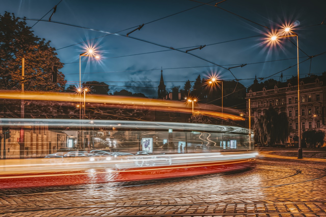 tram  prague  night free photo