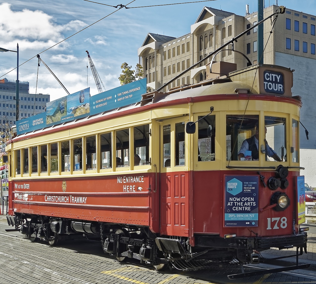 tram  christchurch  historically free photo