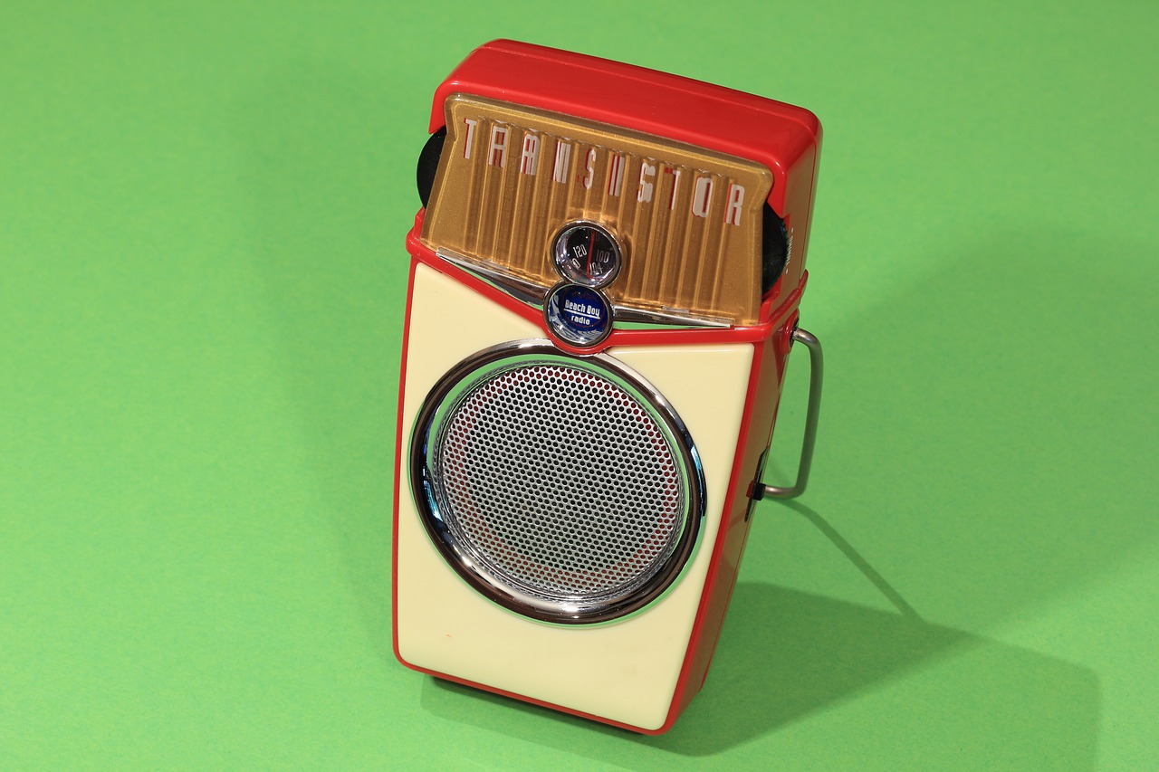 transistor radio receiver free photo