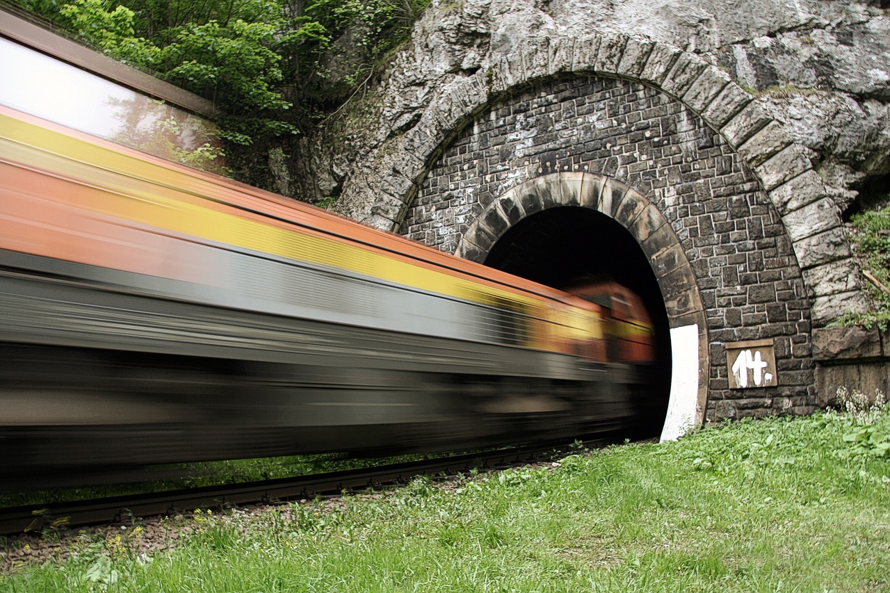 transport tunnel train free photo