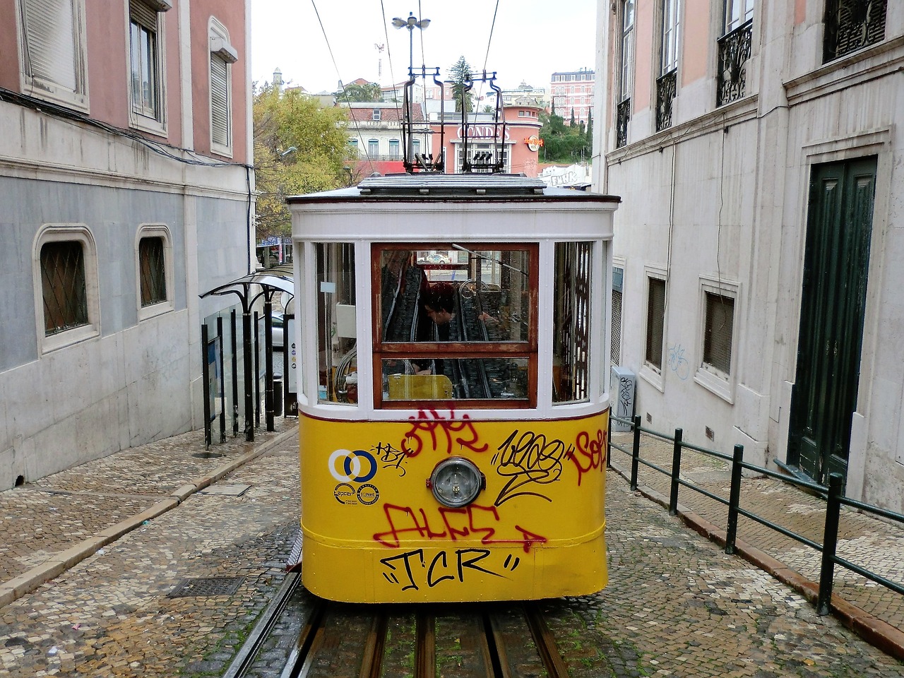 transport tram lisbon free photo