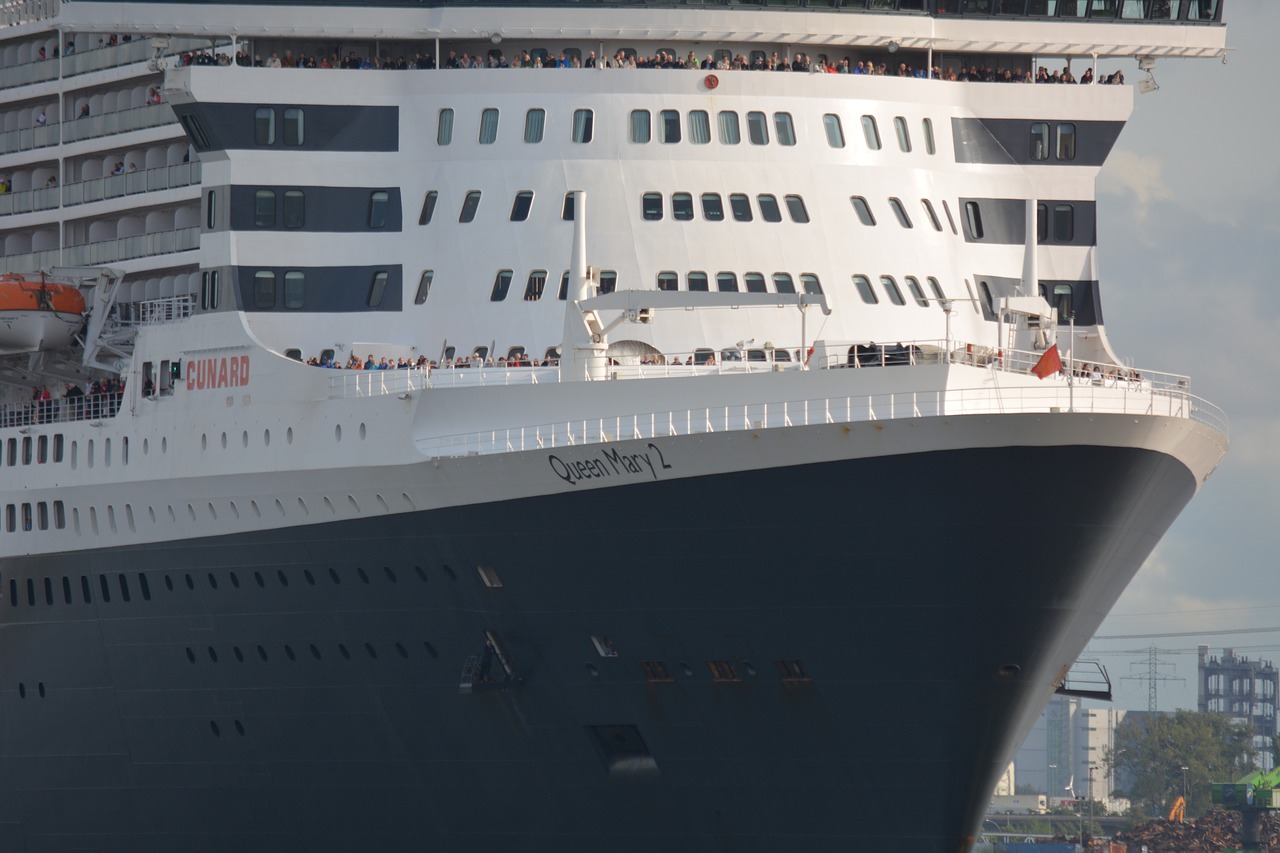 transport ship queen mary 2 free photo