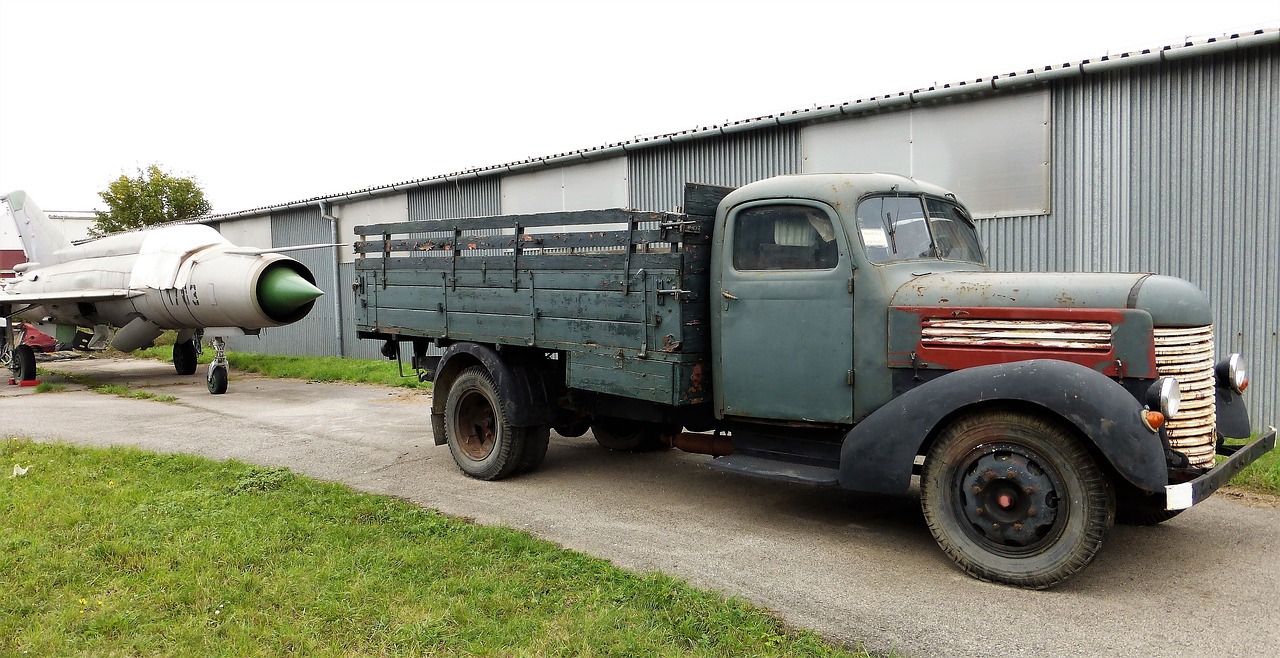 transport traffic truck automobile free photo