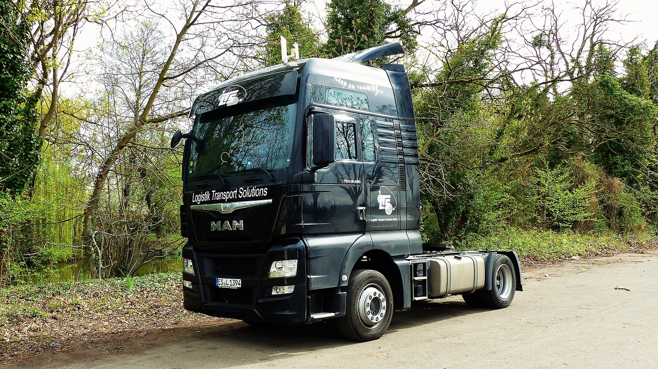 transport  vehicle  outdoor free photo