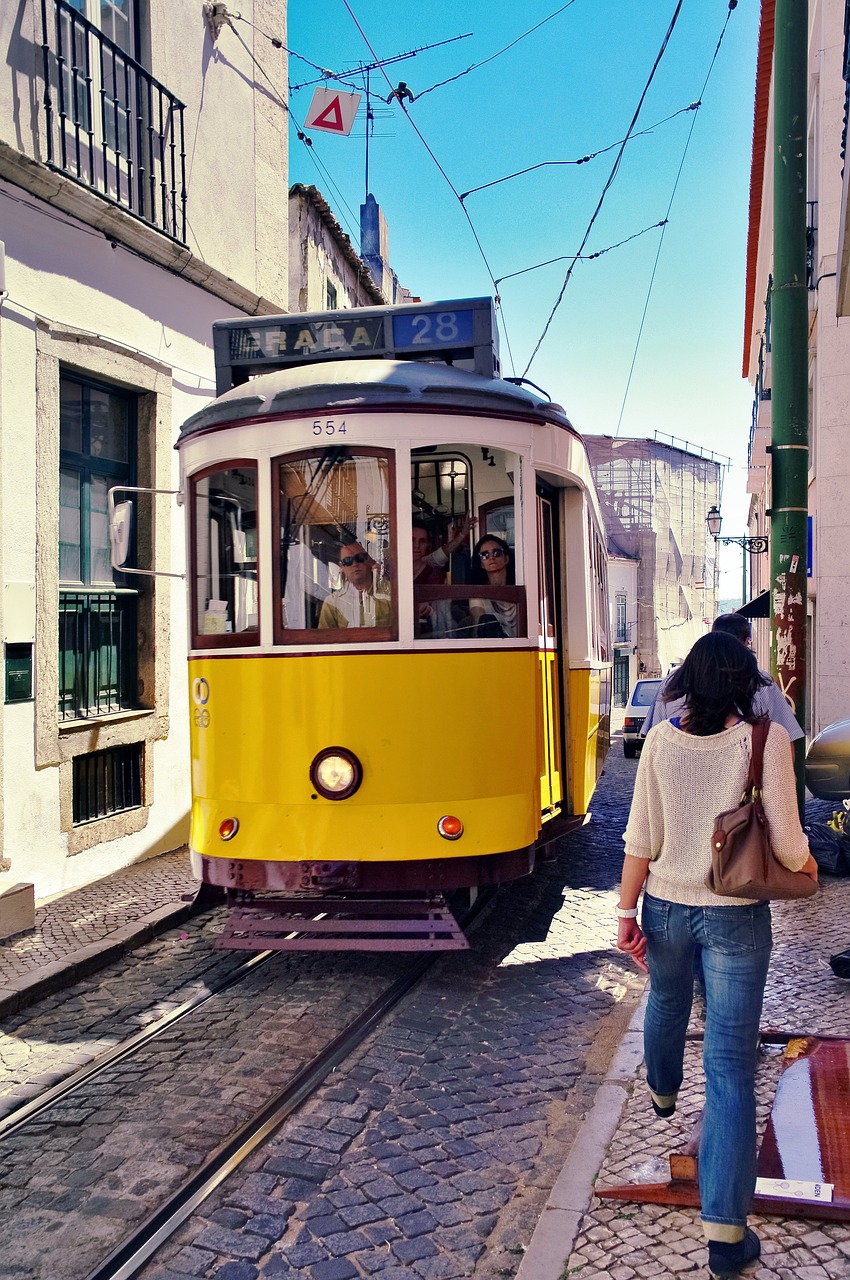 transport  lisbon  alfama free photo