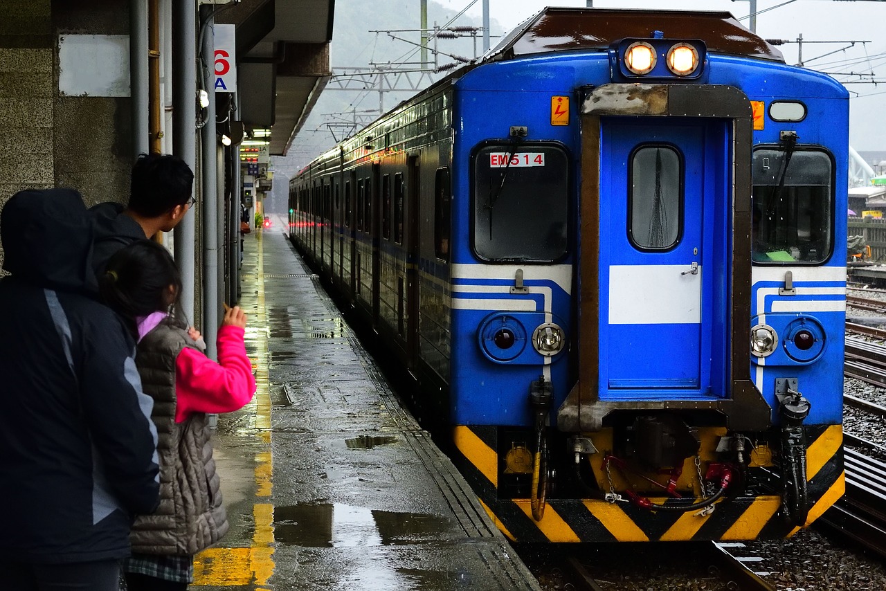 transport  train  tram free photo