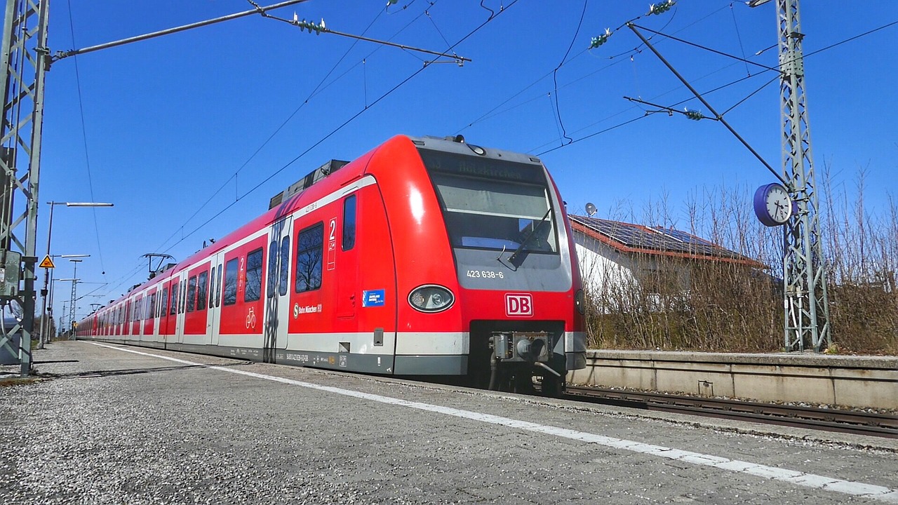 transport system train travel free photo