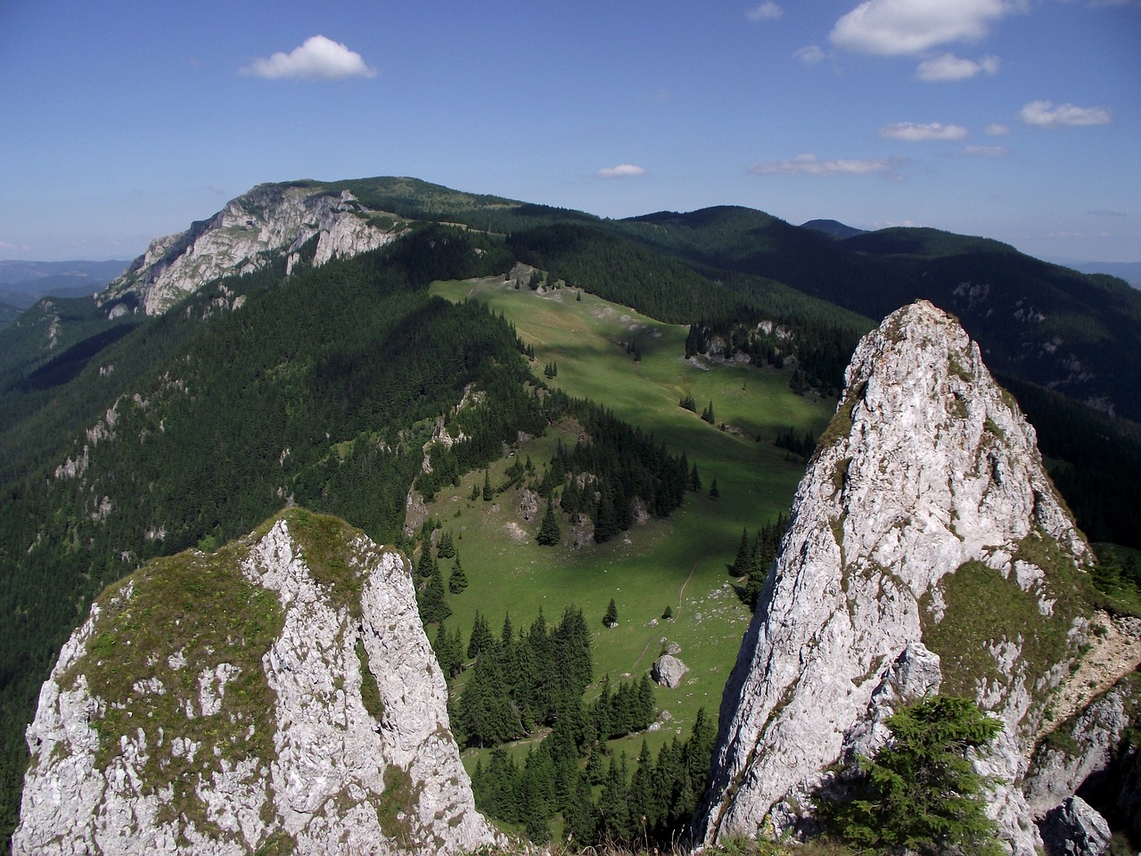 transylvania the land of the onion mountains free photo