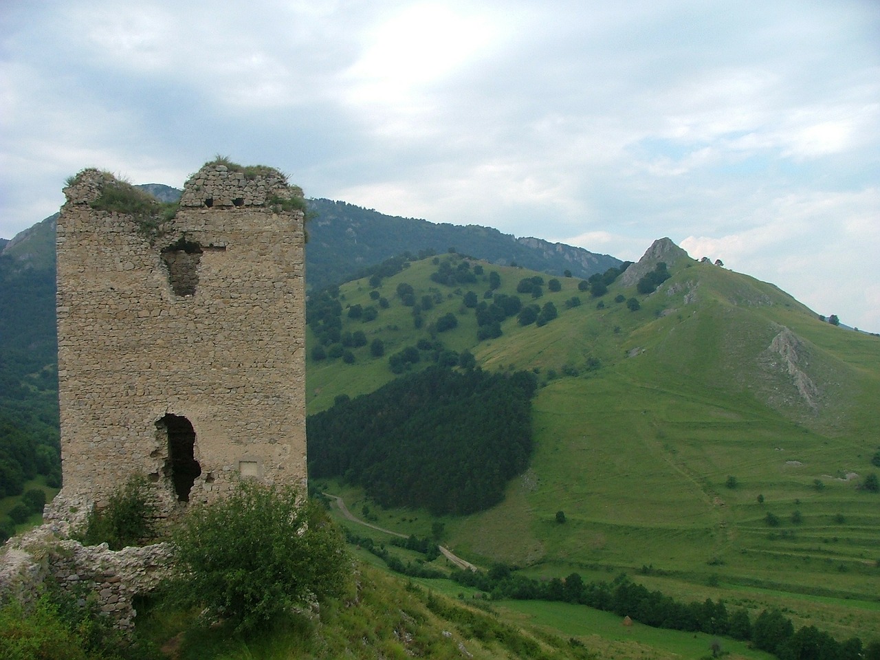 transylvania rimetea castle ruins free photo