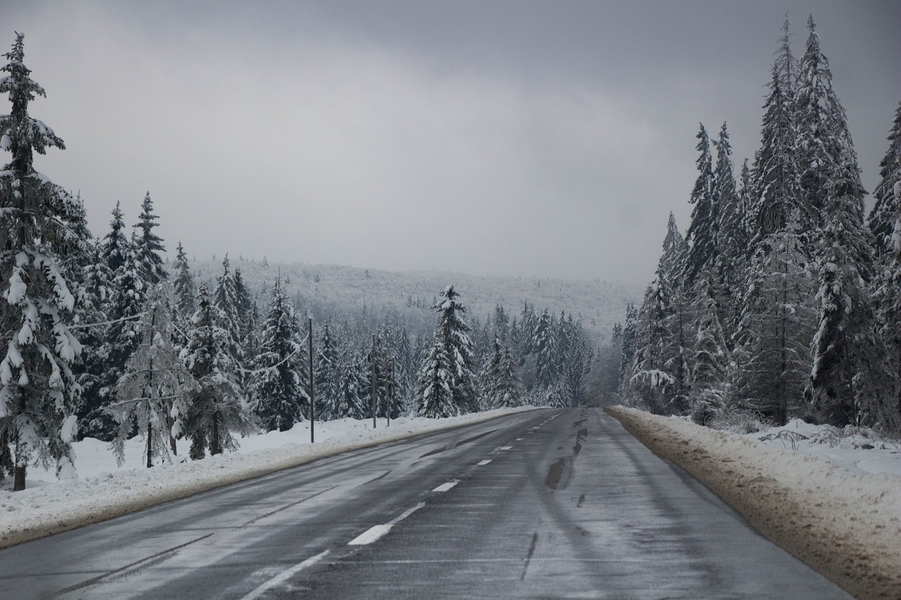 transylvania  winter  romania free photo