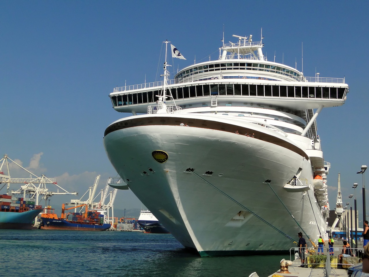 travel  ocean cruise  port free photo