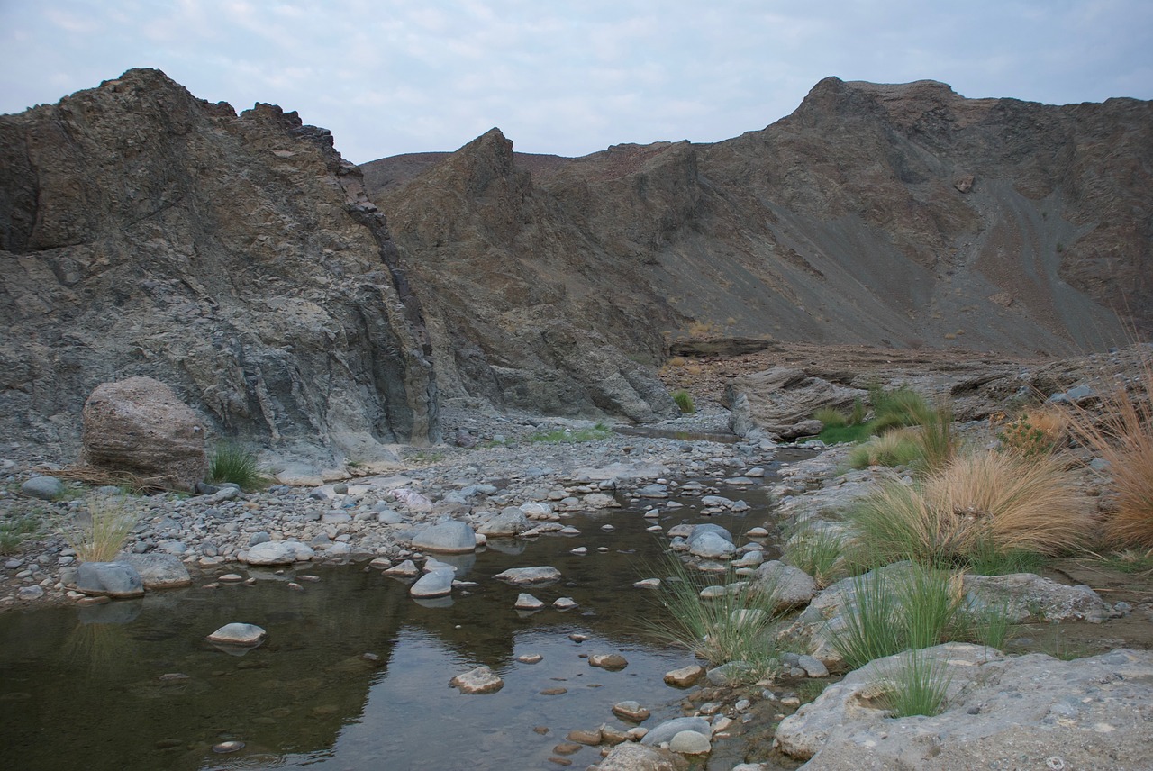 travel  iran  steppe free photo