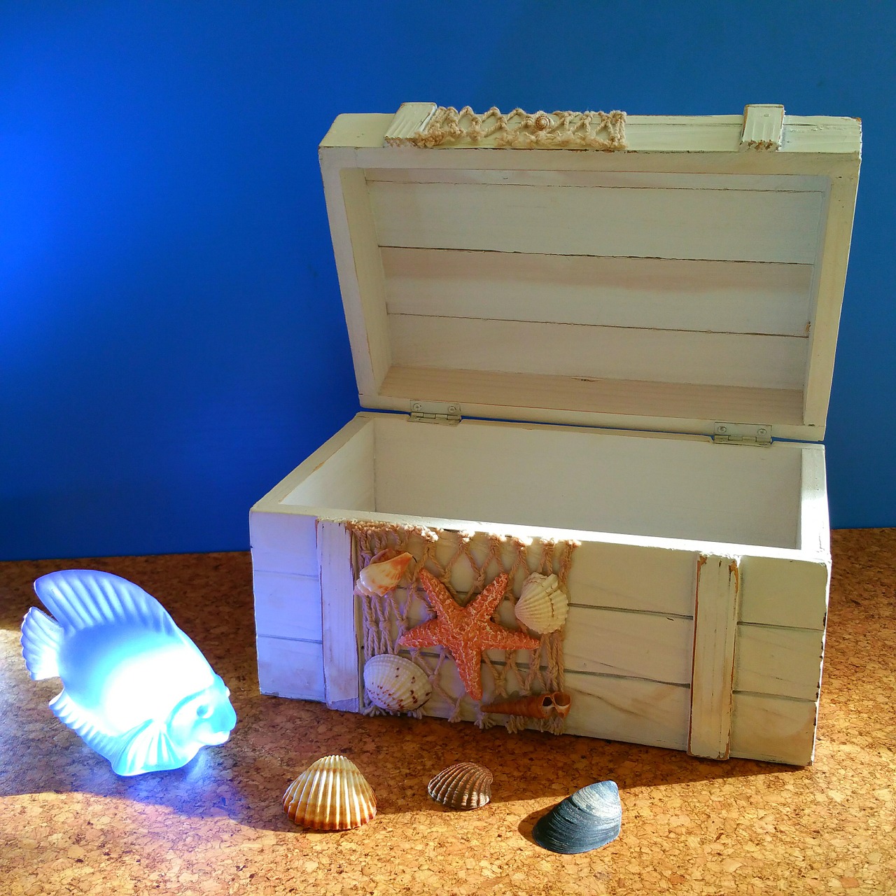 treasure chest maritime fish free photo