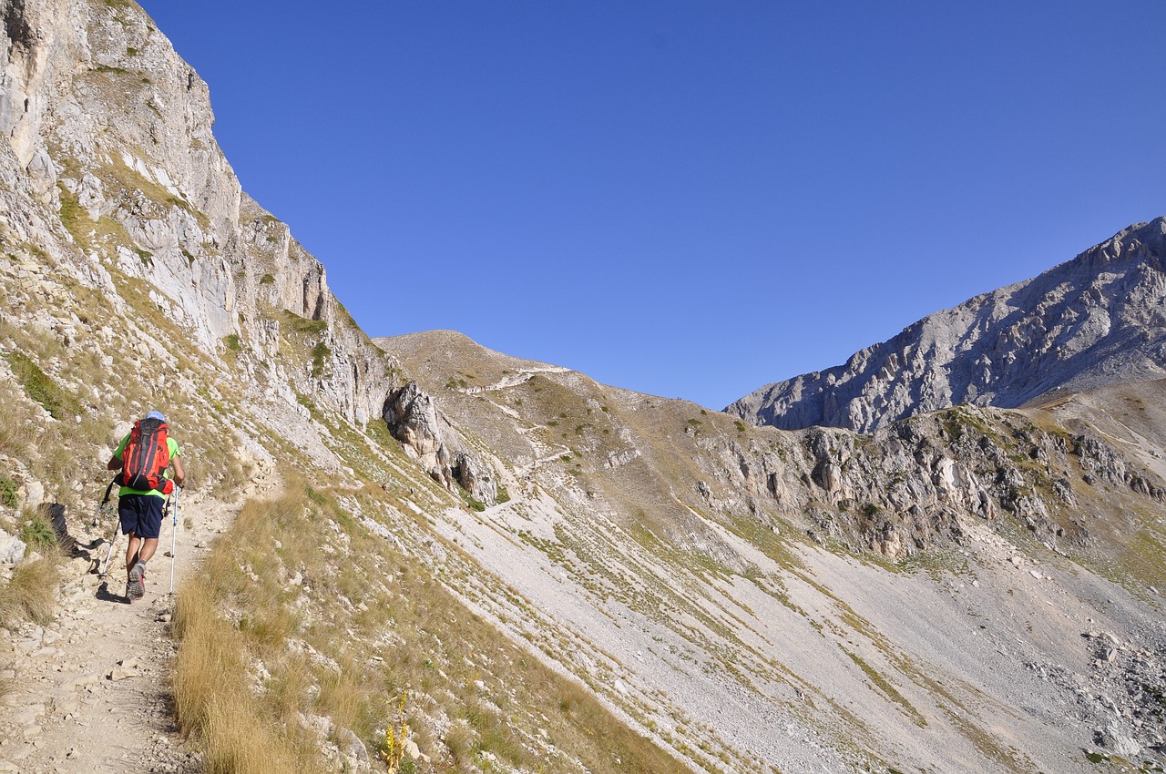 trekking gran sasso mountain free photo