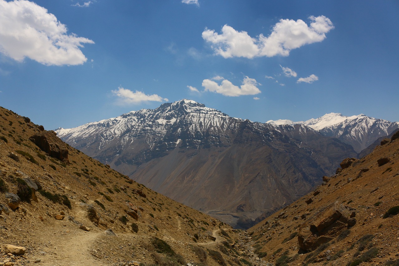 trekking  mountaineering  himalayan mountains free photo