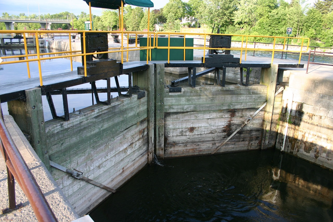 trent-severn waterway ontario locks free photo