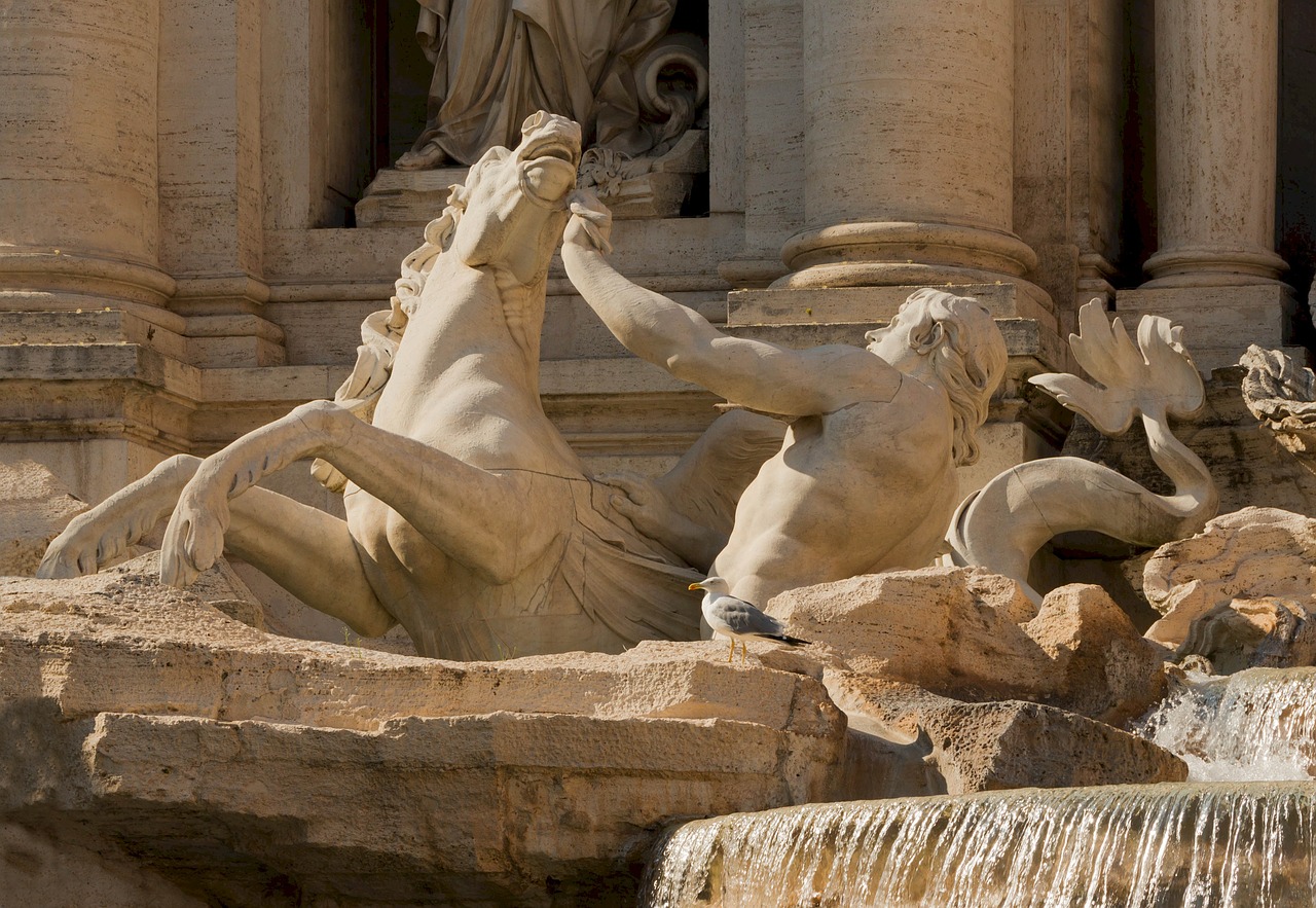 trevi fountain rome italy free photo