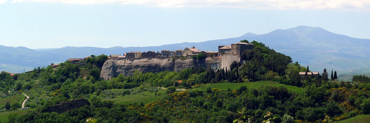 trevinano viterbo province landscape free photo