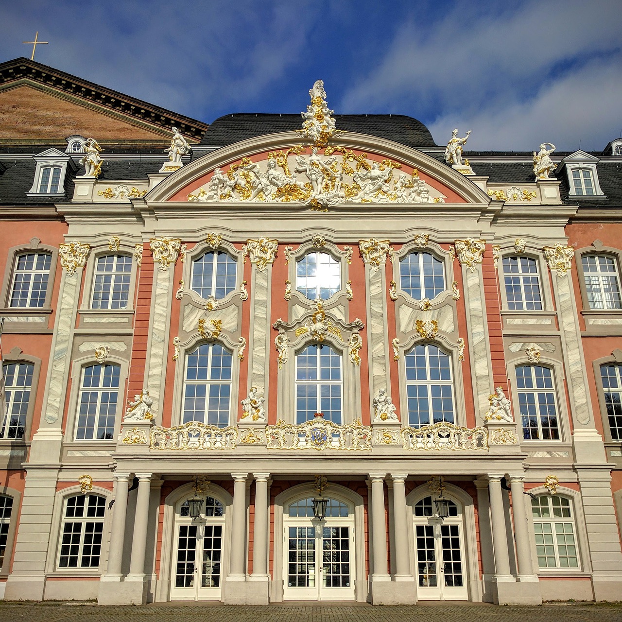 trier kurfürstliches palais architecture free photo