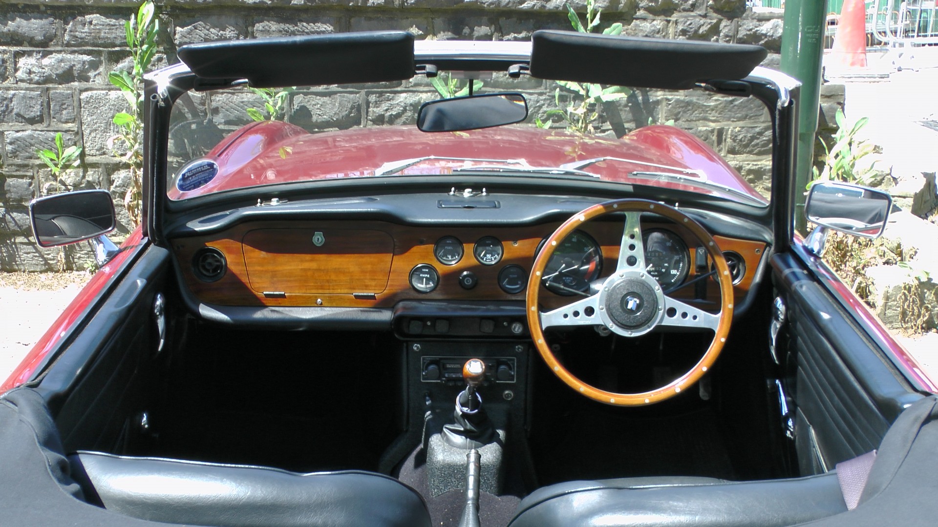 cars triumph tr6 dashboard steering wheel tr6 free photo