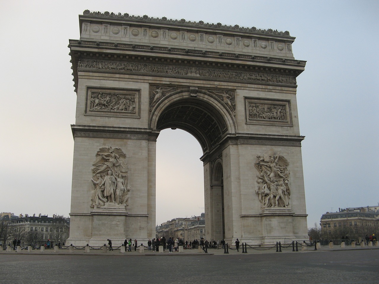 triumphal arch paris france free photo