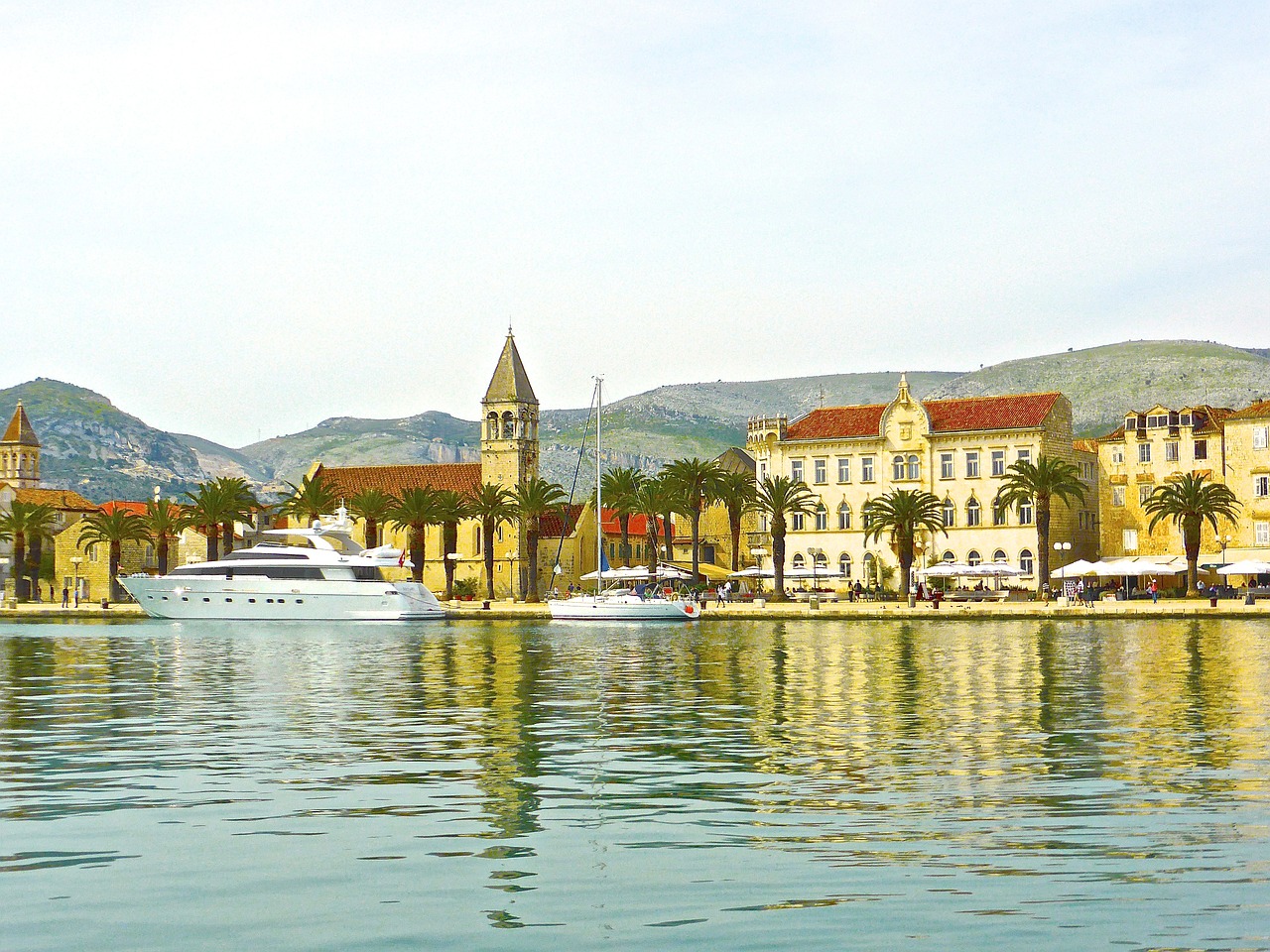 trogir townscape reflection free photo