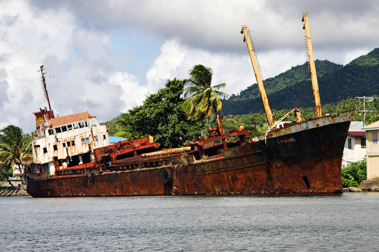 wreck portsmouth dominica free photo