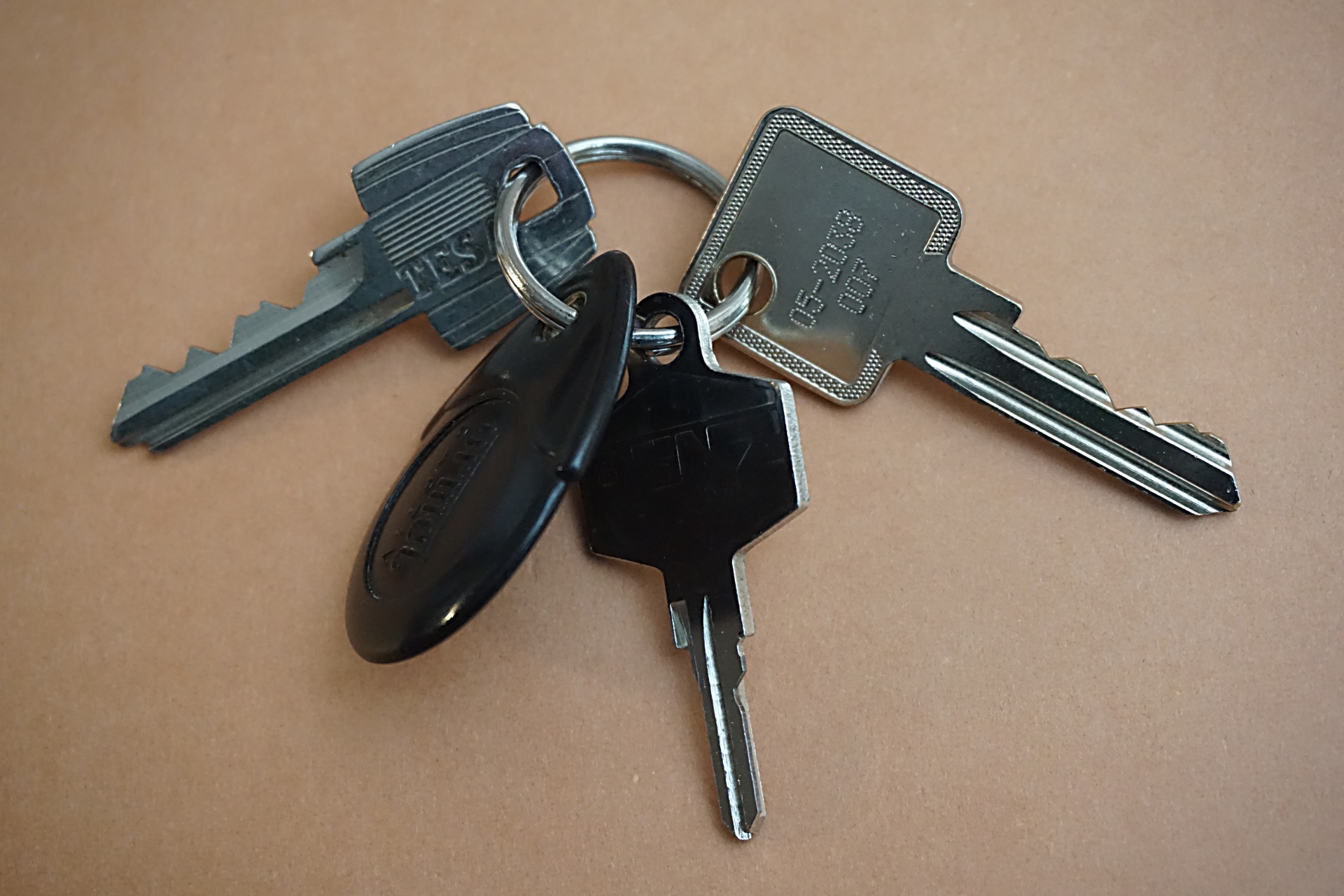 bunch keys keyring free photo