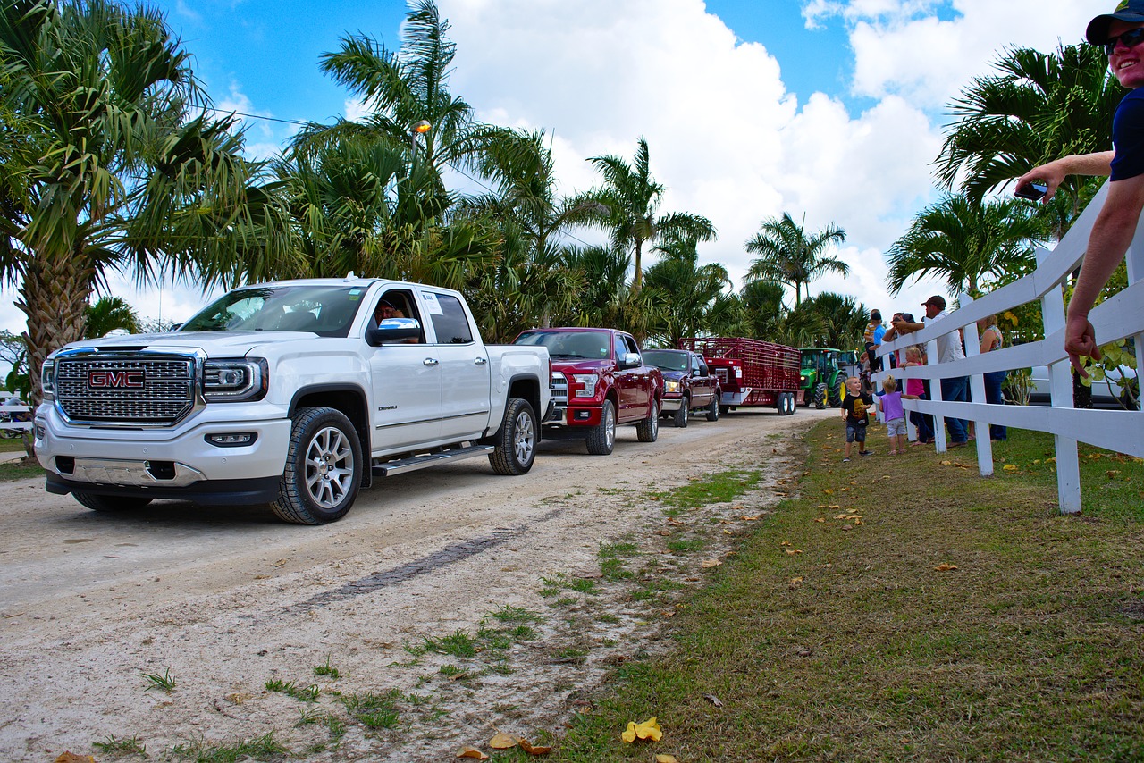 truck gmc parade free photo