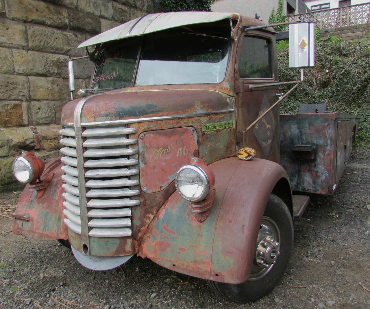 truck wreck antique free photo