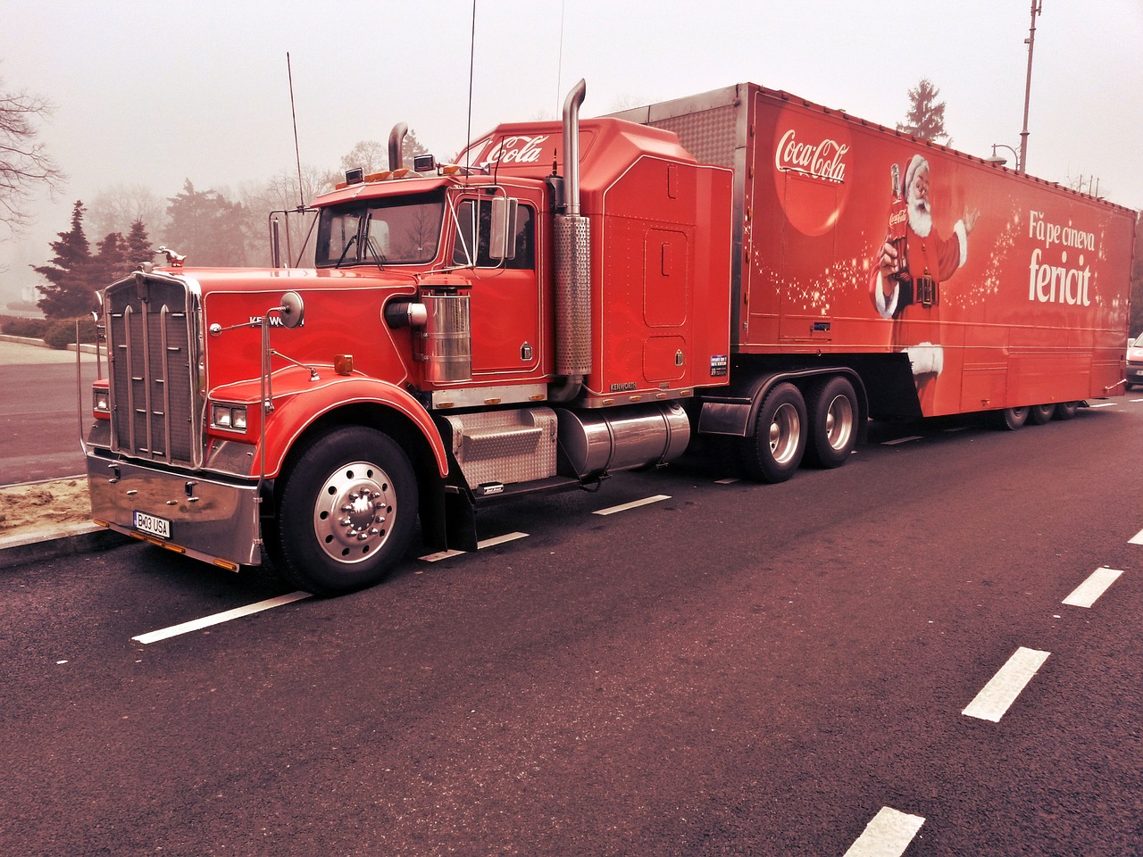truck santa claus coca cola free photo