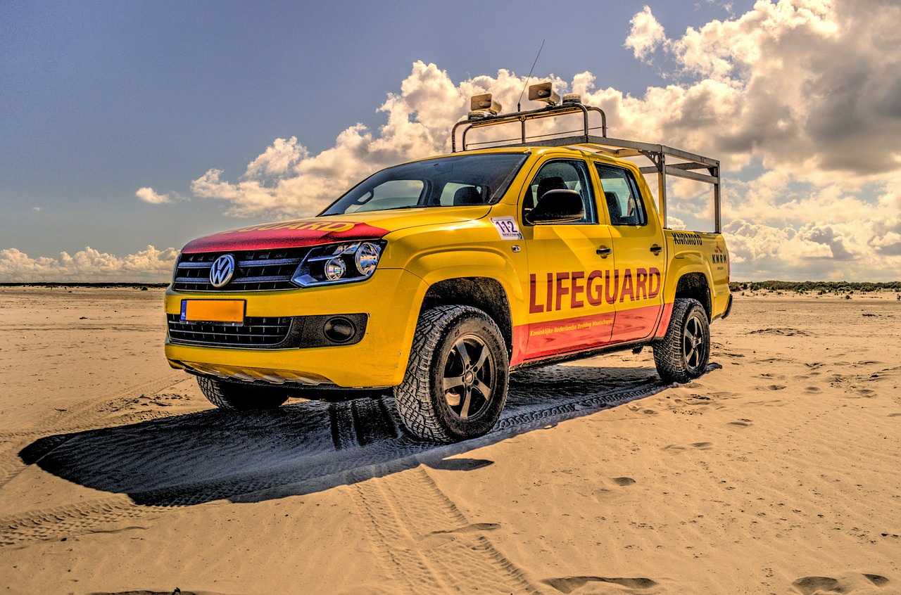 truck lifeguard yellow free photo