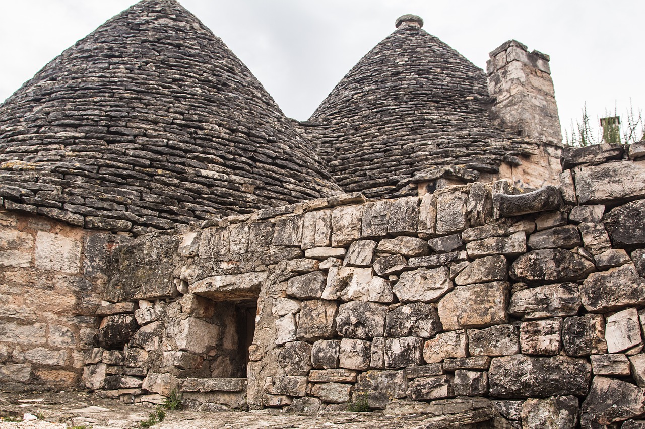 trulli appulien stone house free photo