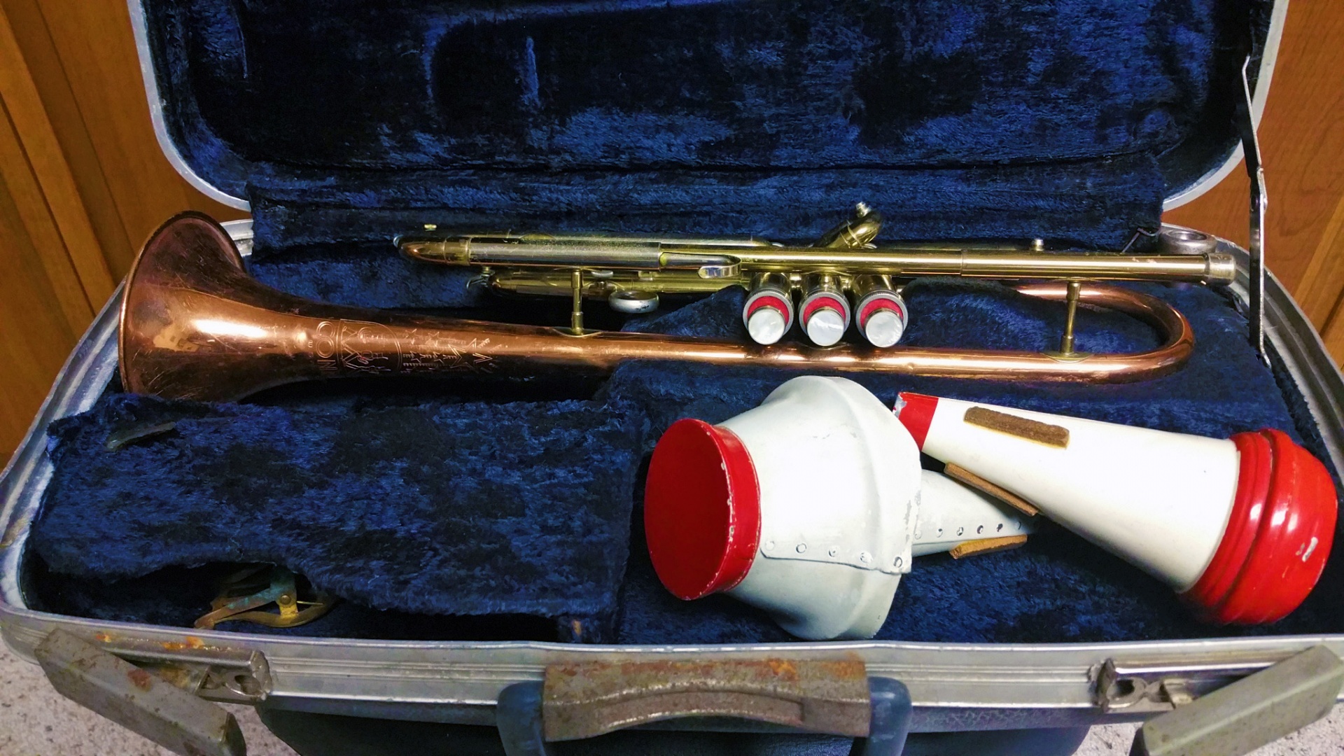 trumpet conn musical instruments free photo
