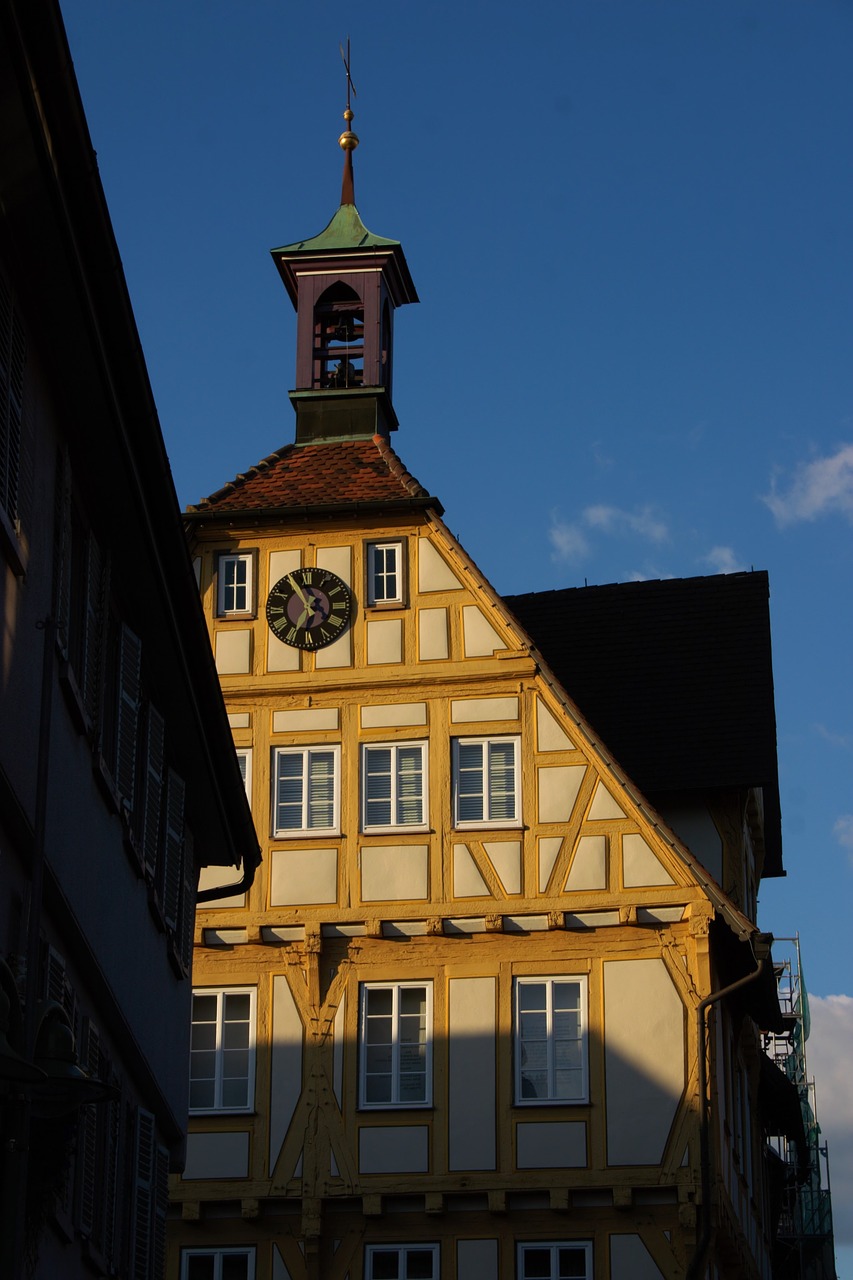 truss fachwerkhaus old town free photo