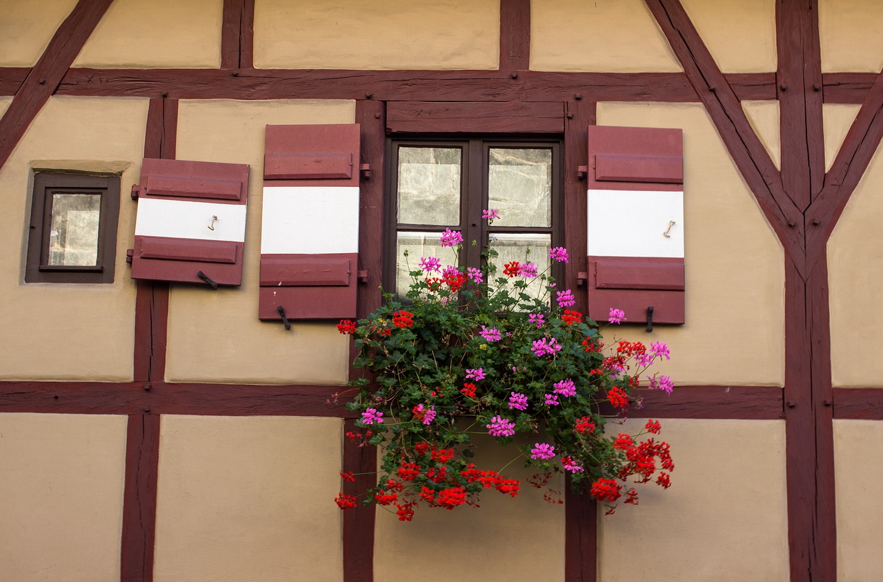 truss facade castle free photo