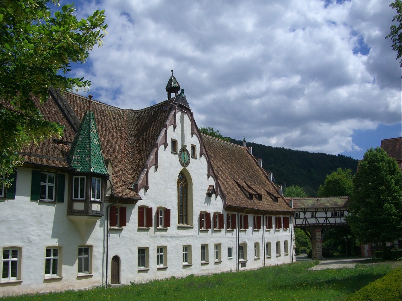 truss monastery fachwerkhaus free photo